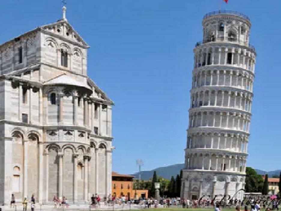 Lucca and Pisa Daytrip by Fun in Tuscany Tour