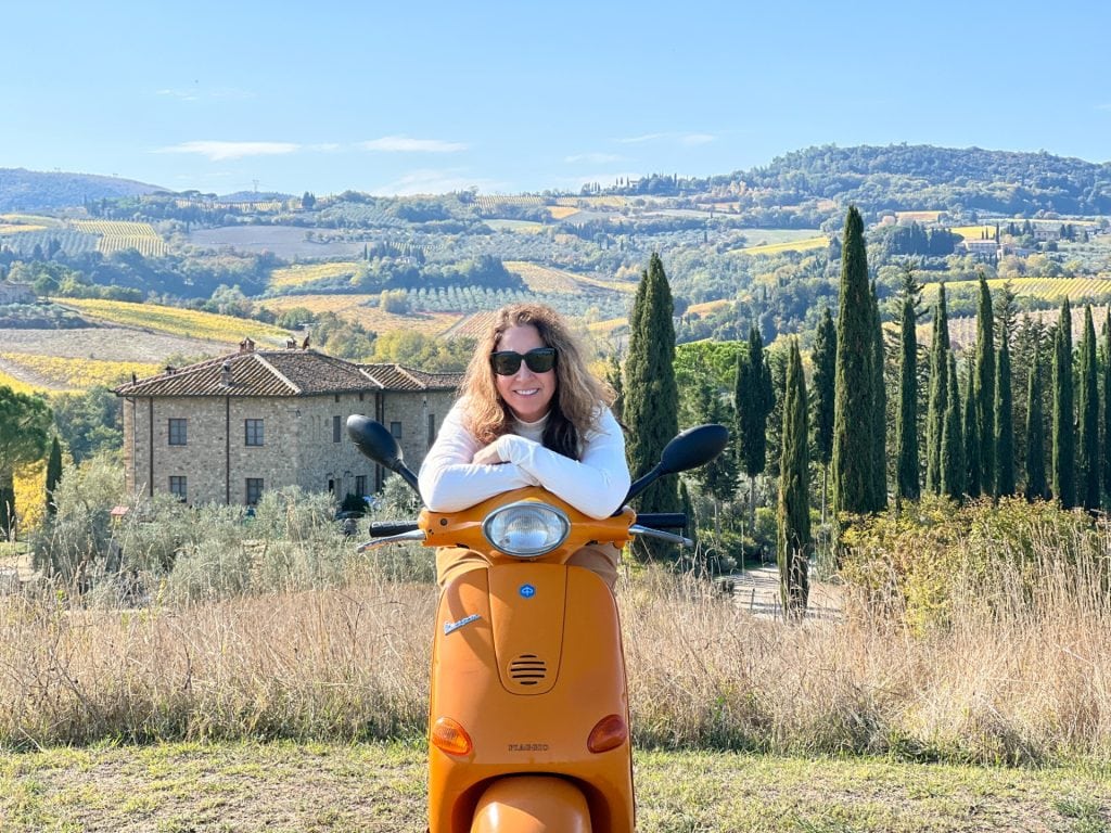 Vespa Tour In Tuscany